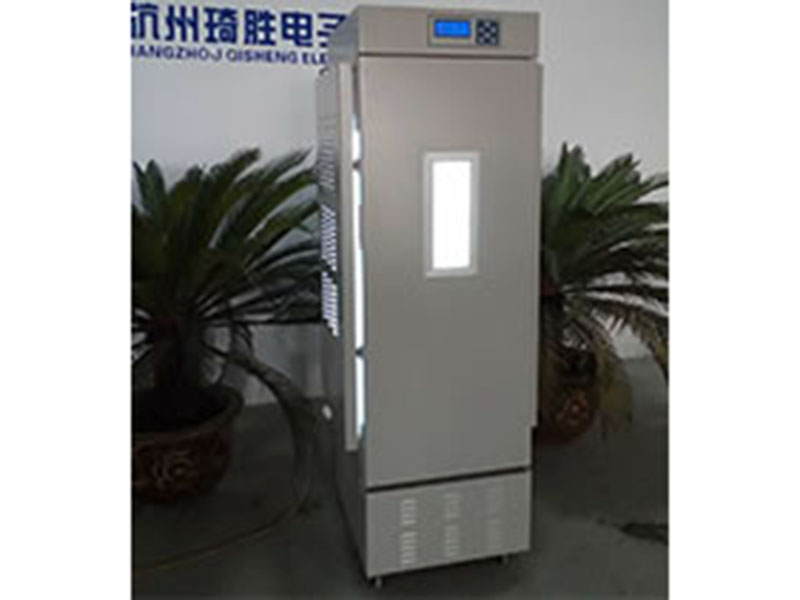 低溫智能光照培養(yǎng)箱
